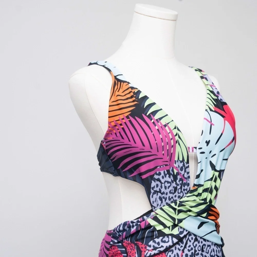 Bar‎ III. Women's Palm Prowl Cross-Front Monokini.